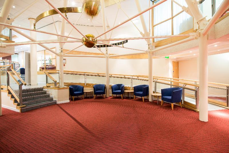 Ramps in the Pendulum Foyer