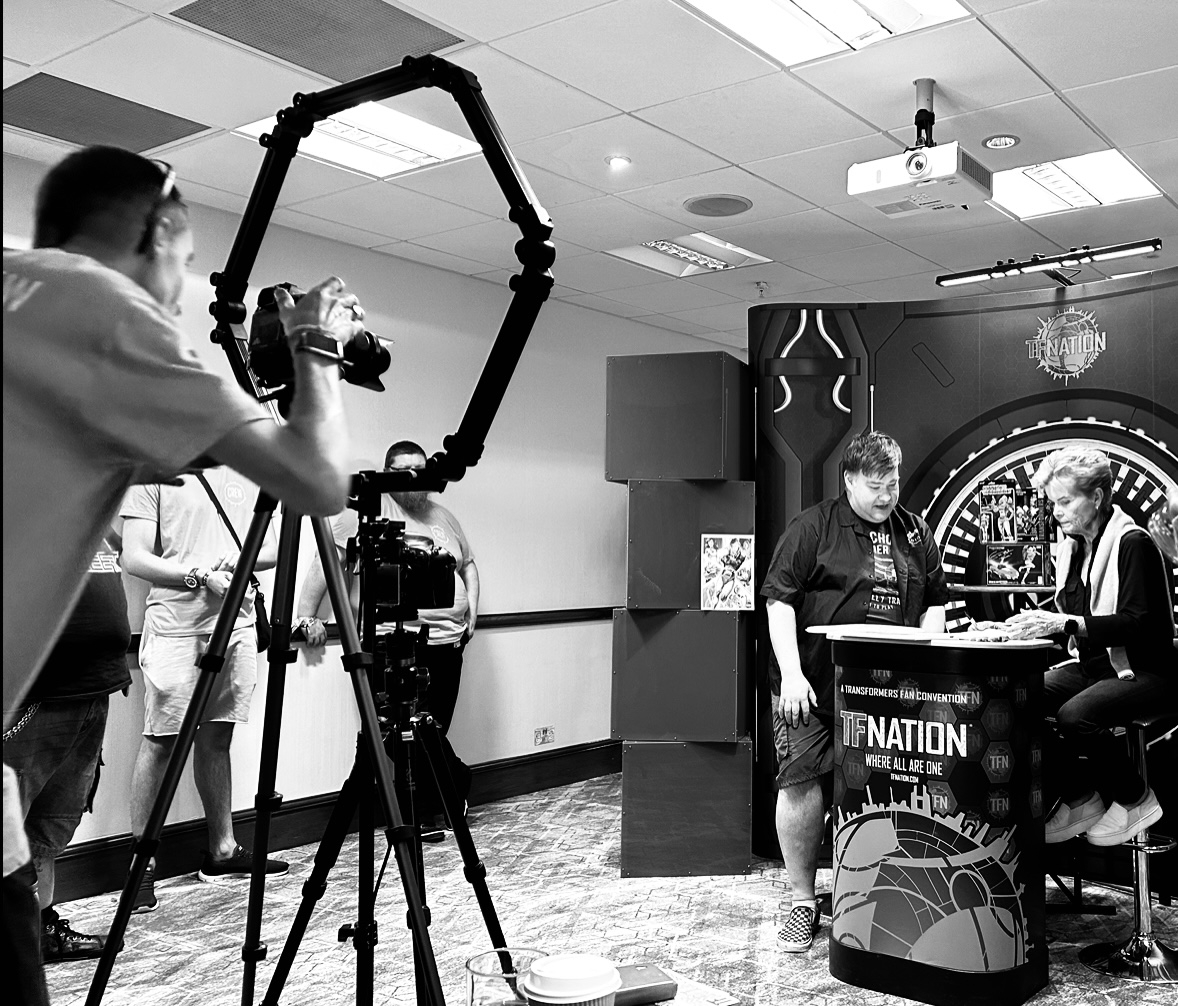 A picture taken during Susan Blu's Legend Pass private session at TFNation 2023